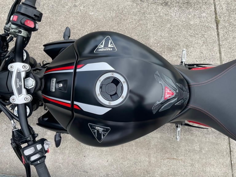 Triumph Speed Triple 1050 RS 2018 in Black