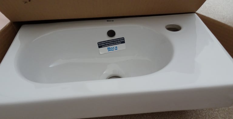 Roca Mini 1 Door Vanity Unit & Basin 450mm - Gloss White -  BRAND NEW still in BOX