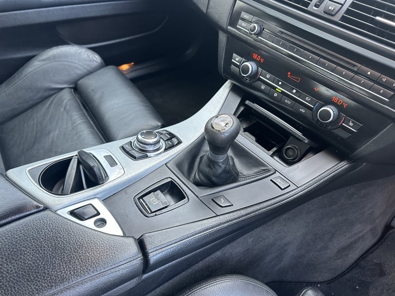 BMW 5 SERIES 2.0 520d M Sport Saloon 2011
