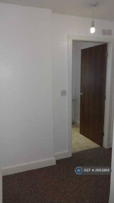 1 bedroom flat in Altofts, Wakefield, WF6 (1 bed) (#2662868)