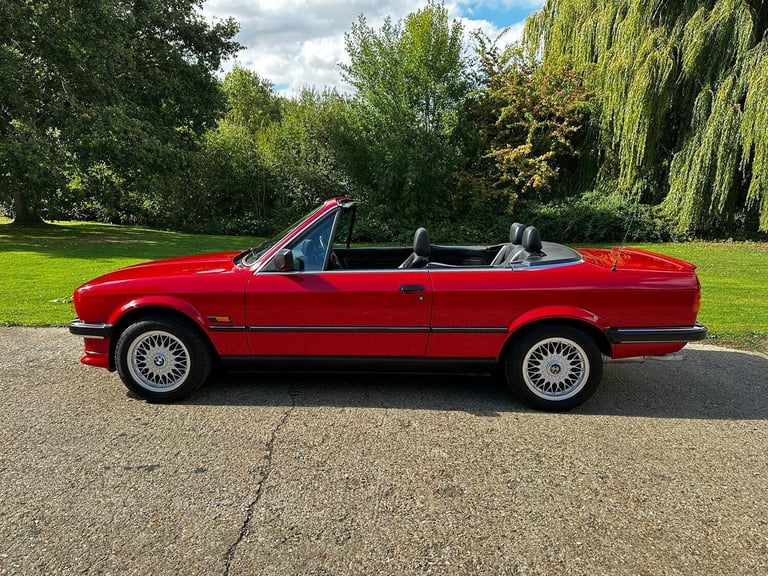 1988 (E) BMW 325i E30 Auto Convertible