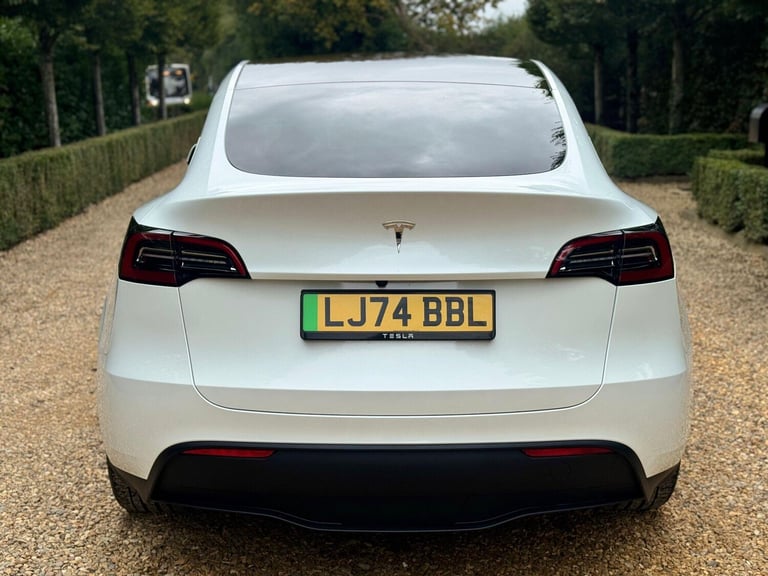 2025 Tesla Model Y Long Range RWD 5dr Auto MPV ELECTRIC Automatic