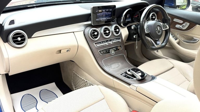 2017 Mercedes-Benz C Class 2.1 C250d AMG Line (Premium) G-Tronic+ Euro 6 (s/s) 2dr Coupe Diesel A...