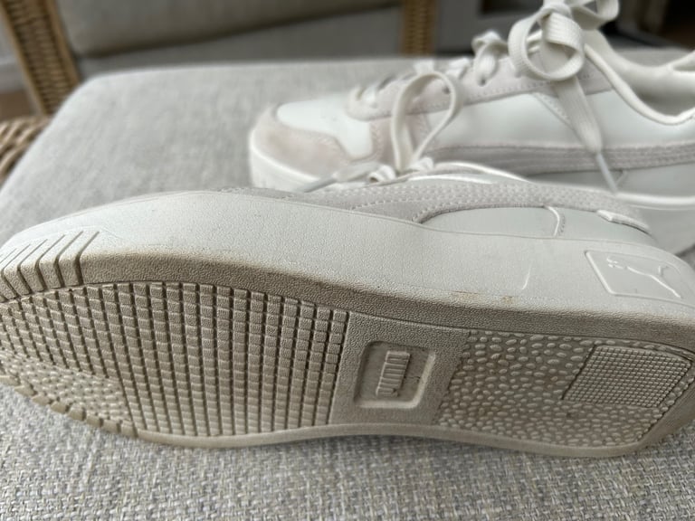 Ladies Puma trainers size 3 