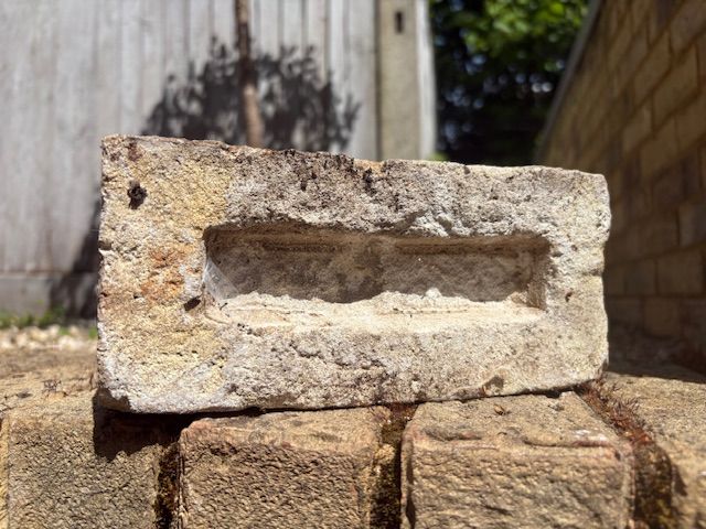 House bricks (beige) with frog - 500 unused on pallet. 