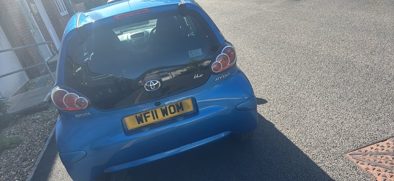 Toyota, AYGO, Hatchback, 2011, Manual, 998 (cc), 5 doors
