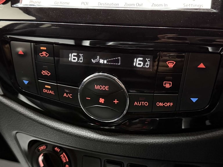 2020 Nissan Navara Double Cab Pick Up Tekna 2.3dCi 190 TT 4WD Auto PICK UP DIESEL Automatic