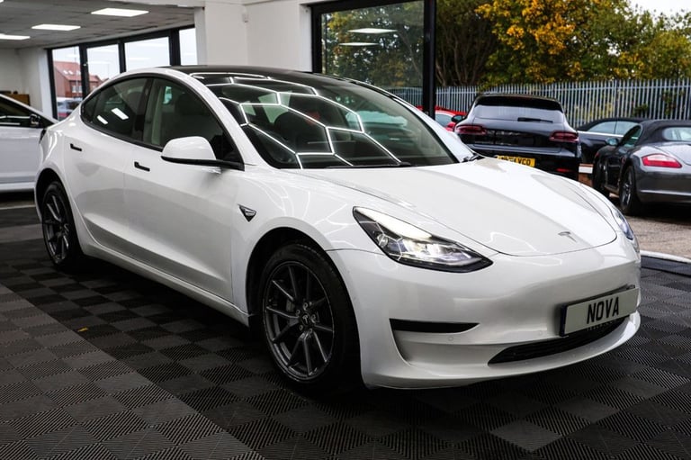 2020 Tesla Model 3 Standard Range Plus Saloon 4dr Electric Auto RWD (241 bhp) Saloon ELECTRIC Aut...
