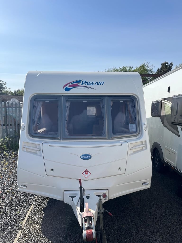 Bailey Pagaent 2 berth 