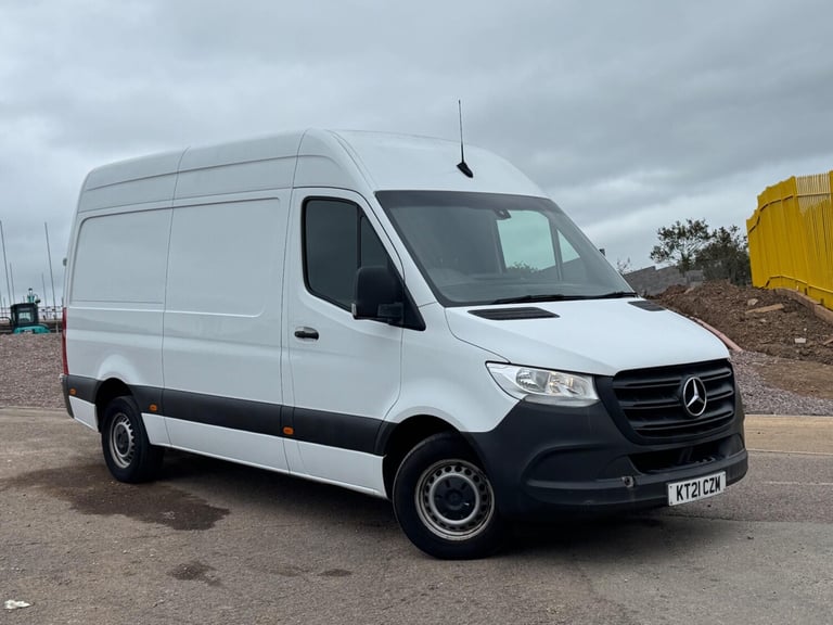image for 2021 Mercedes-Benz Sprinter 2.0 315 CDI Progressive RWD L2 H2 Euro 6 (s/s) 5dr PANEL VAN Diesel M...