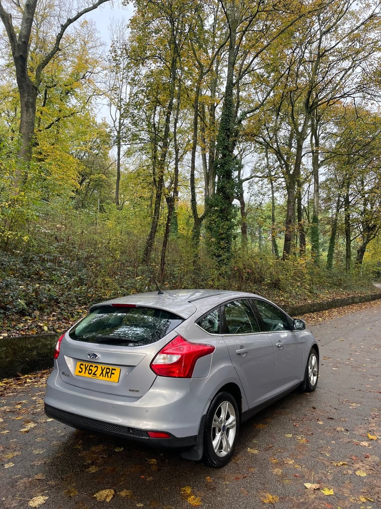 Ford, FOCUS, Hatchback, 2012, Manual, 998 (cc), 5 doors