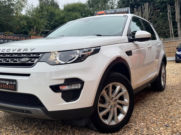 2017 Land Rover Discovery Sport 2.0 TD4 SE Tech 4WD Euro 6 (s/s) 5dr ESTATE Diesel Manual