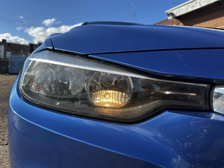 2015 BMW 3 Series Saloon (2011 - 2015) Saloon Petrol Automatic