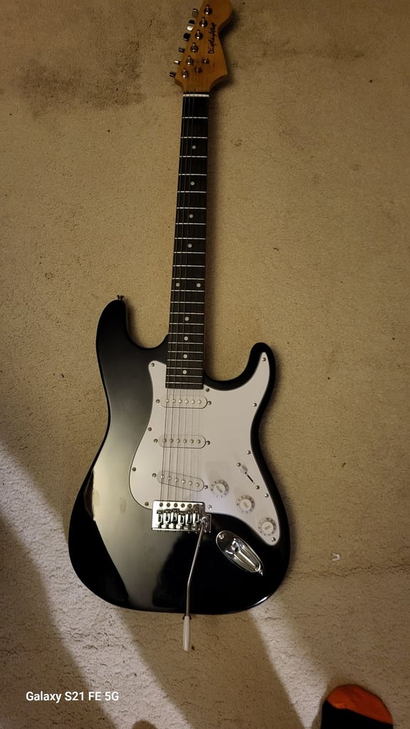 Display 4 Top Electric Guitar