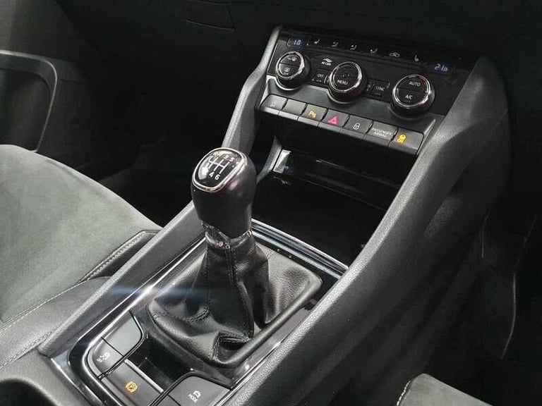 2019 Skoda Karoq 1.5 TSI ACT SE L SUV 5dr ESTATE Petrol Manual