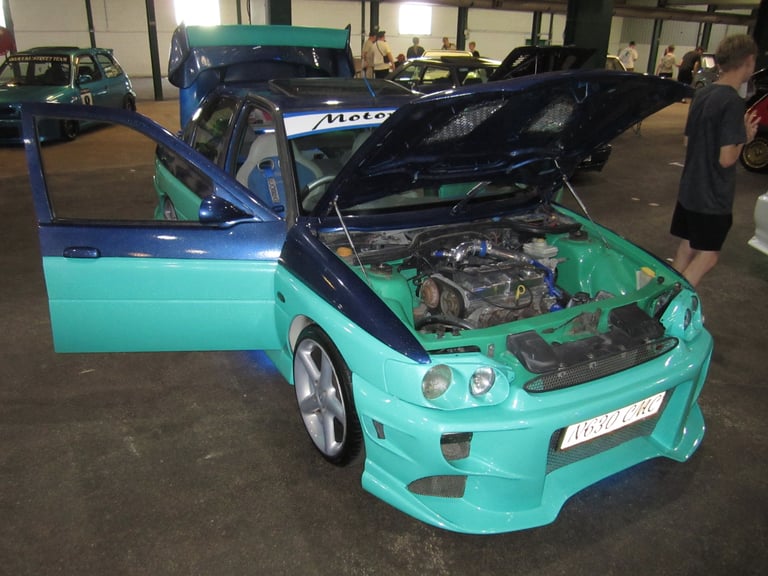 Ford, ESCORT, Saloon, 1995, Manual, 1597 (cc), 4 doors