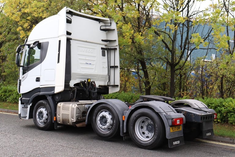 IVECO STRALIS 460 HI-WAY 6X2 MIDLIFT TRACTOR UNIT (2017)