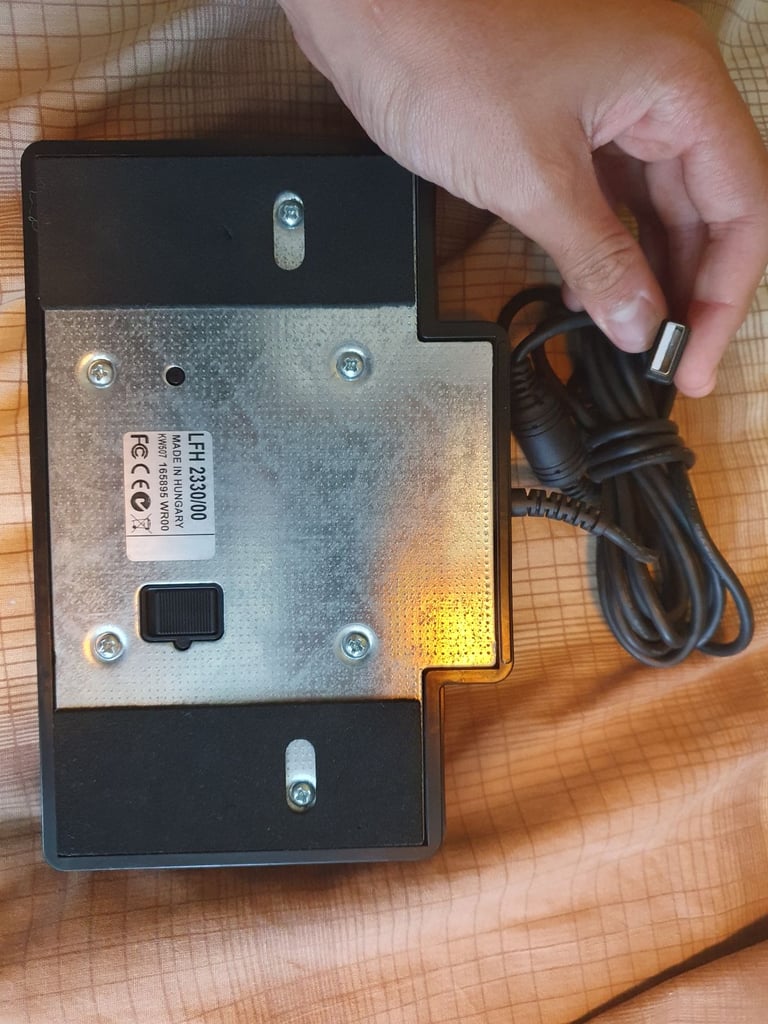 Vintage Dictaphones ( NOT FREE+UNTESTED)