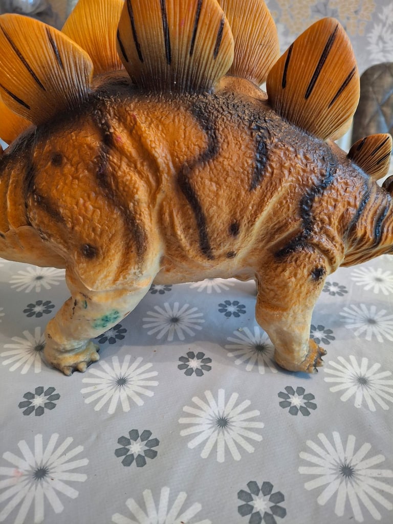 Dinosaurs large figures