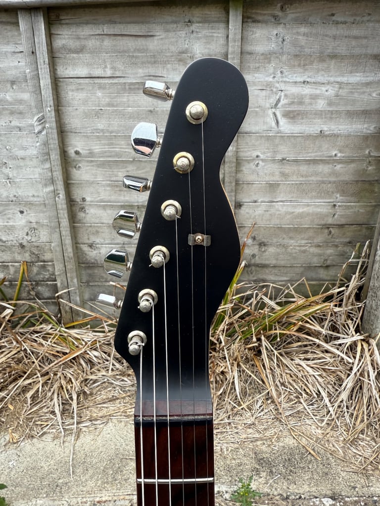 Custom Stratocaster electric guitar professionally setup & new strings 