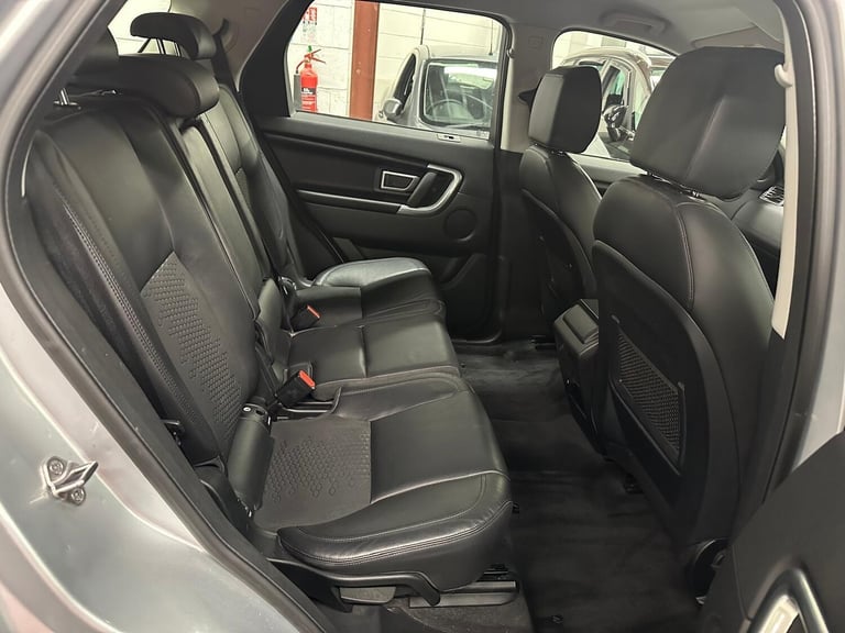 2016 Land Rover Discovery Sport 2.0 TD4 SE Tech 4WD Euro 6 (s/s) 5dr (5 Seat) ESTATE Diesel Manual