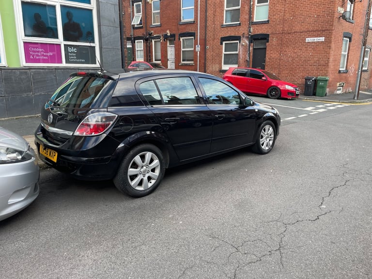 Vauxhall, ASTRA, ELITE AUTOMTIC 2009 11 months mot