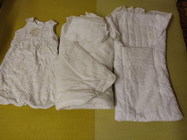 Baby wrap cushions and sleeping bag.