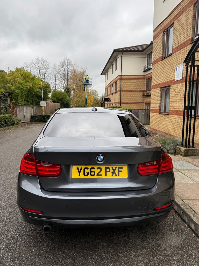 BMW, 3 SERIES, Saloon, 2012, Manual, 1995 (cc), 4 doors