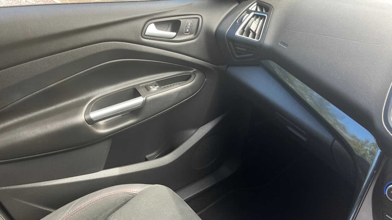 2018 Ford Kuga 1.5 EcoBoost ST-Line 5dr 2WD SUV Petrol Manual