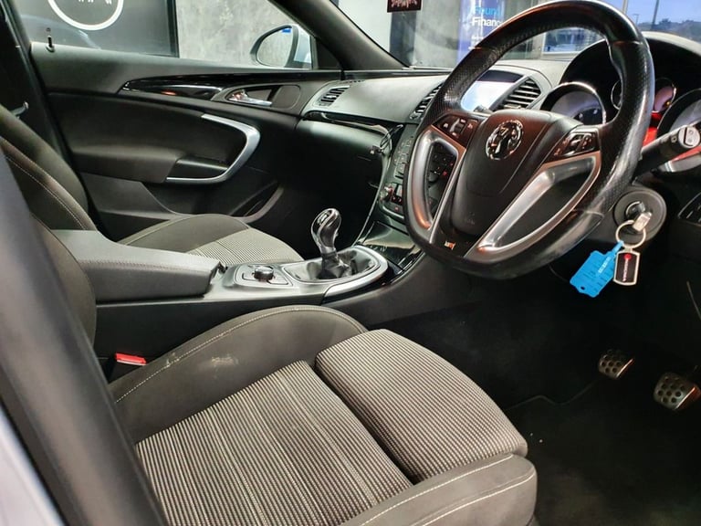 2013 Vauxhall Insignia 2.0 CDTi SRi Vx-line Nav [160] 5dr HATCHBACK DIESEL Manual