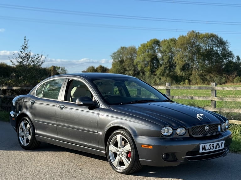 image for JAGUAR X-TYPE 2.2d SE 2009 4dr Auto Grey | Full Service History | MOT June 2026