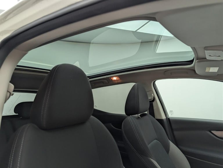 2021 Nissan Qashqai 1.3 DIG-T N-Connecta SUV 5dr Petrol DCT Auto Euro 6 (s/s) (160 ps) - PAN RO H...