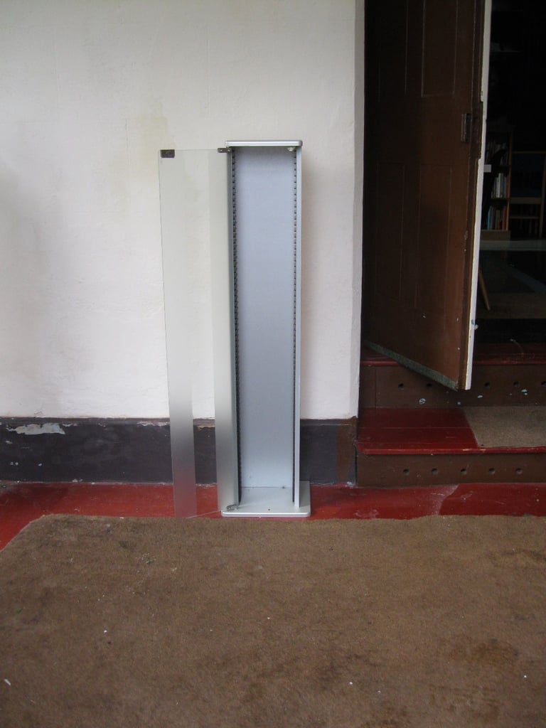 DVD RACK STORAGE GUNNISLAKE PL18 9NA