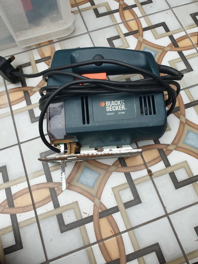 Black and decker jig saw
