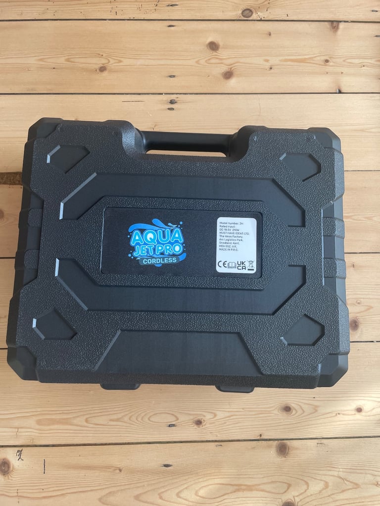 Aqua jet pro cordless pressure washer 