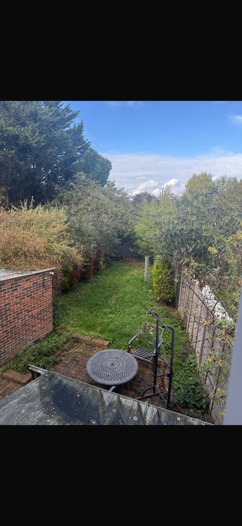 Double room to let 