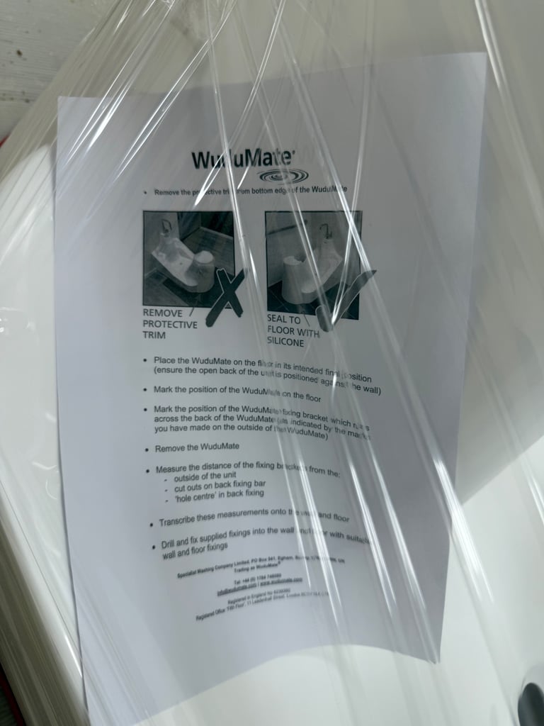 Vudu mate Muslim wash basin