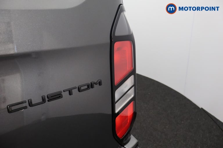 2025 Ford Transit Custom 2.0 EcoBlue 136ps H1 Double Cab Van Limited Crew Bus Diesel Manual