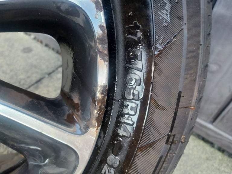 Alloy wheel for hyundai