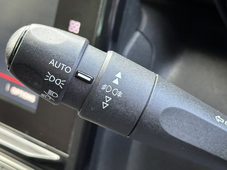 2018 Citroen C3 AirCross 1.2 PureTech Petrol Manual Feel 5 Door Hatchback Blue.