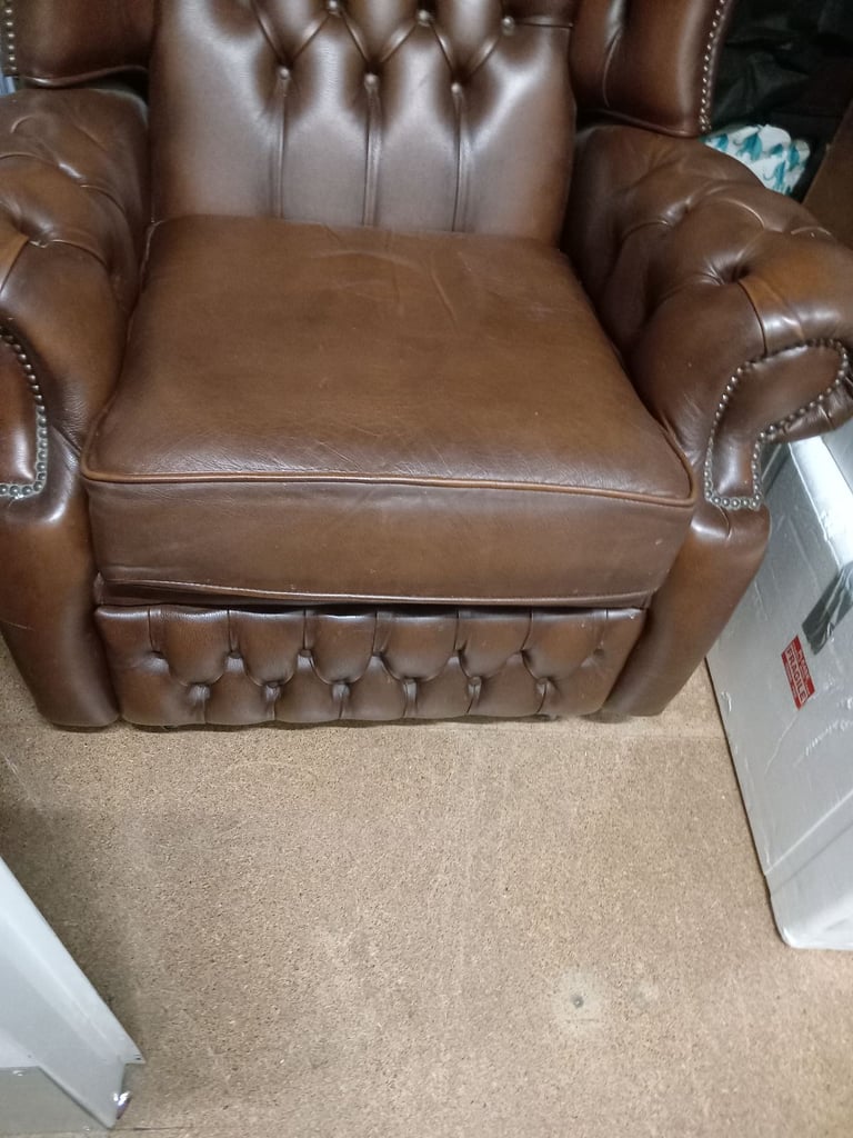 Brown Leather Chesterfield recliner