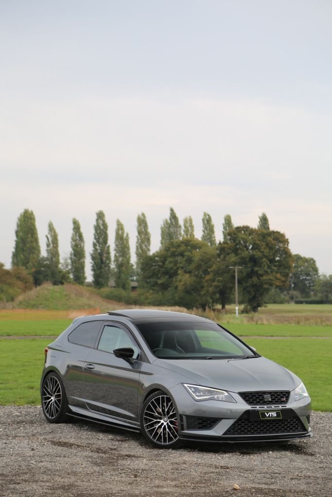 2016 SEAT Leon 2.0 TSI Cupra 290 Black Sport Coupe 3dr Petrol DSG Euro 6 (s/s) (290 ps) Hatchback...