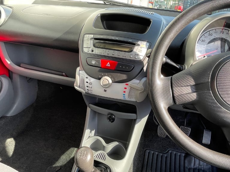 Citroen, C1, Hatchback, 2011, Manual, 998 (cc), 3 doors