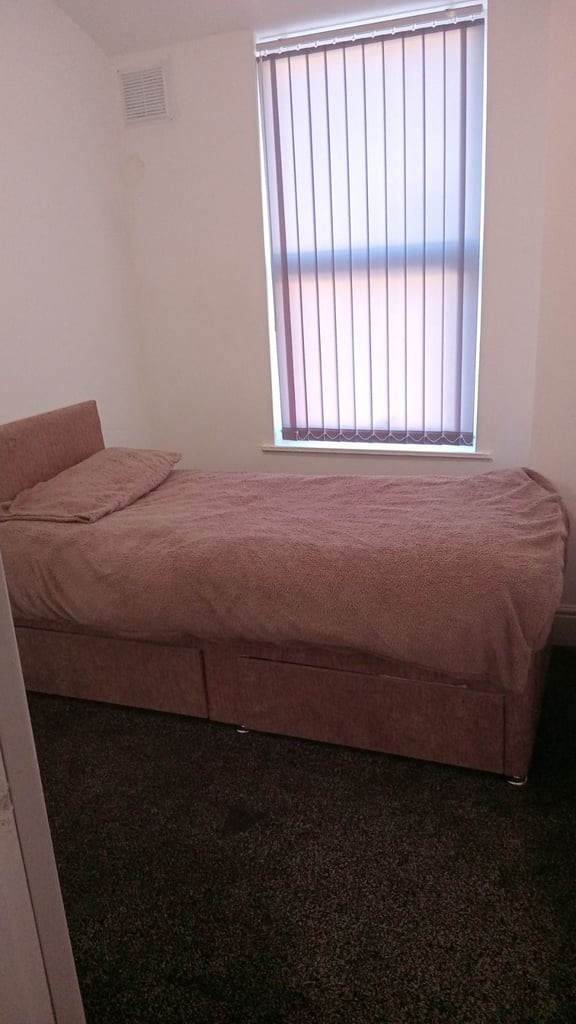 Furnished Room