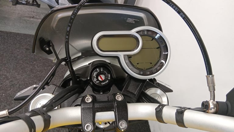 DUCATI SCRAMBLER 1100 ** FULL SERVICE HISTORY - BELTS DONE - 12 MONTH MOT **