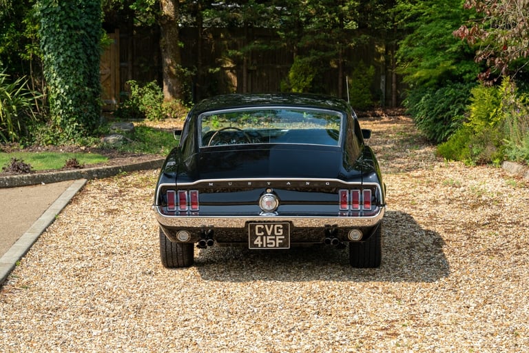 2022 Ford Mustang 390 cu 6.3 litre  V8 GT Fastback  Coupe Petrol Manual
