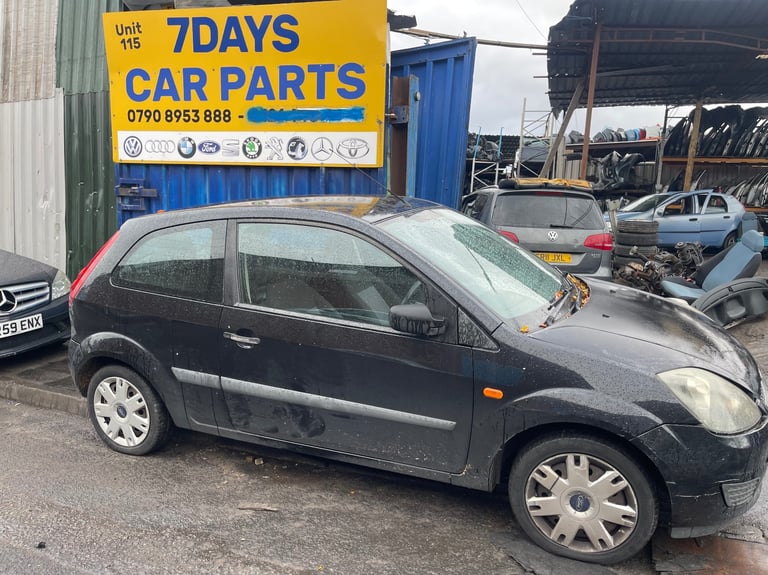 07 Ford Fiesta 2door 1.2 Petrol 5Speed Black BREAKING parts