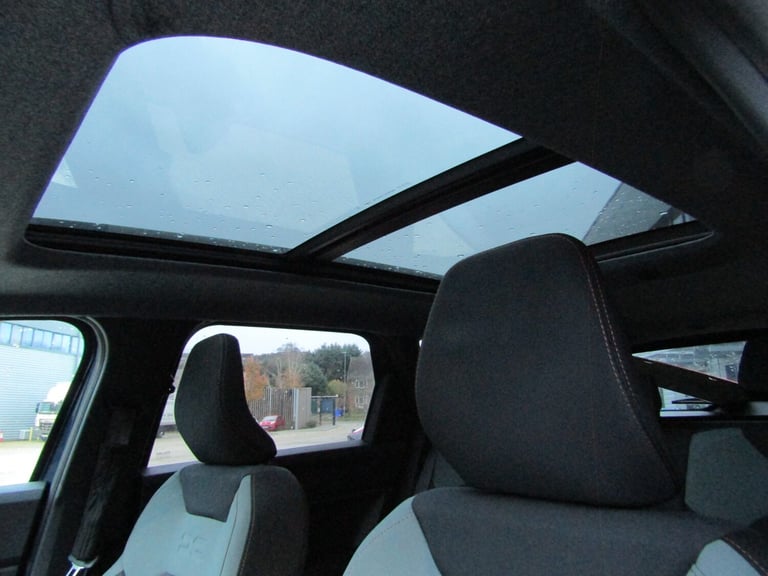  Dacia Bigster 1.2 TCe 140 EXTREME MHEV MILD HYBRID EURO 6 (s/s) LEFT HAND DRIVE  SUV Petrol Manual