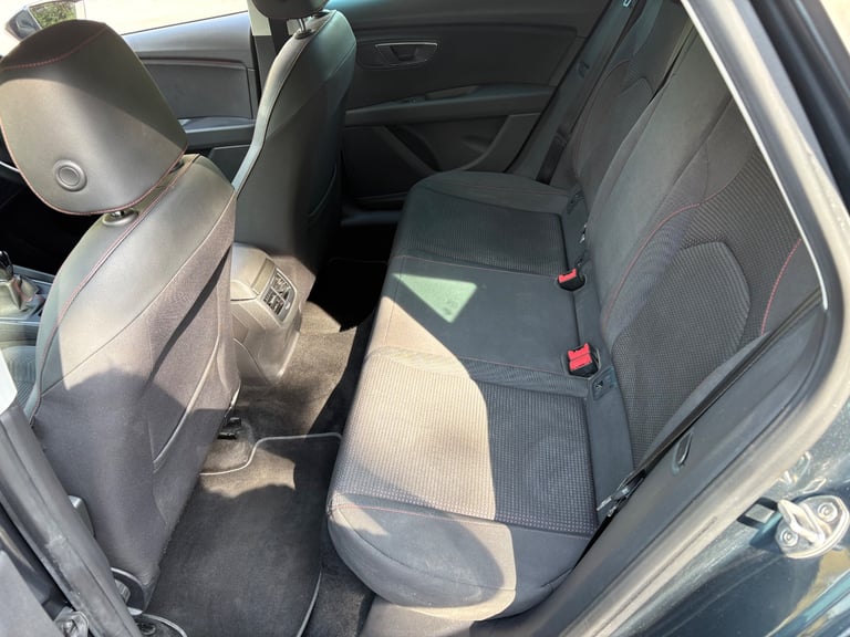 Seat Leon fr 1.5 petrol 2018 plate only 35,000 miles 