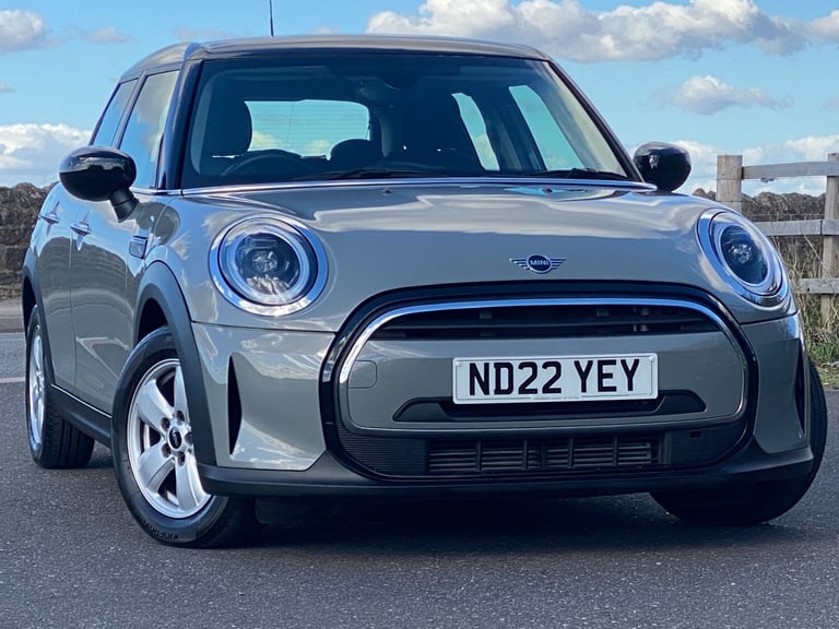 image for 2022 MINI Hatch 1.5 Cooper Classic 5dr - Apple CarPlay &amp; DAB Radio &amp; Cruise Control HATCH...